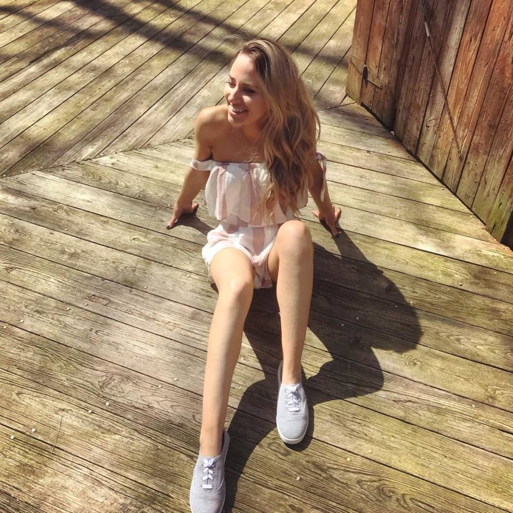 Meet your Posher, Lauren